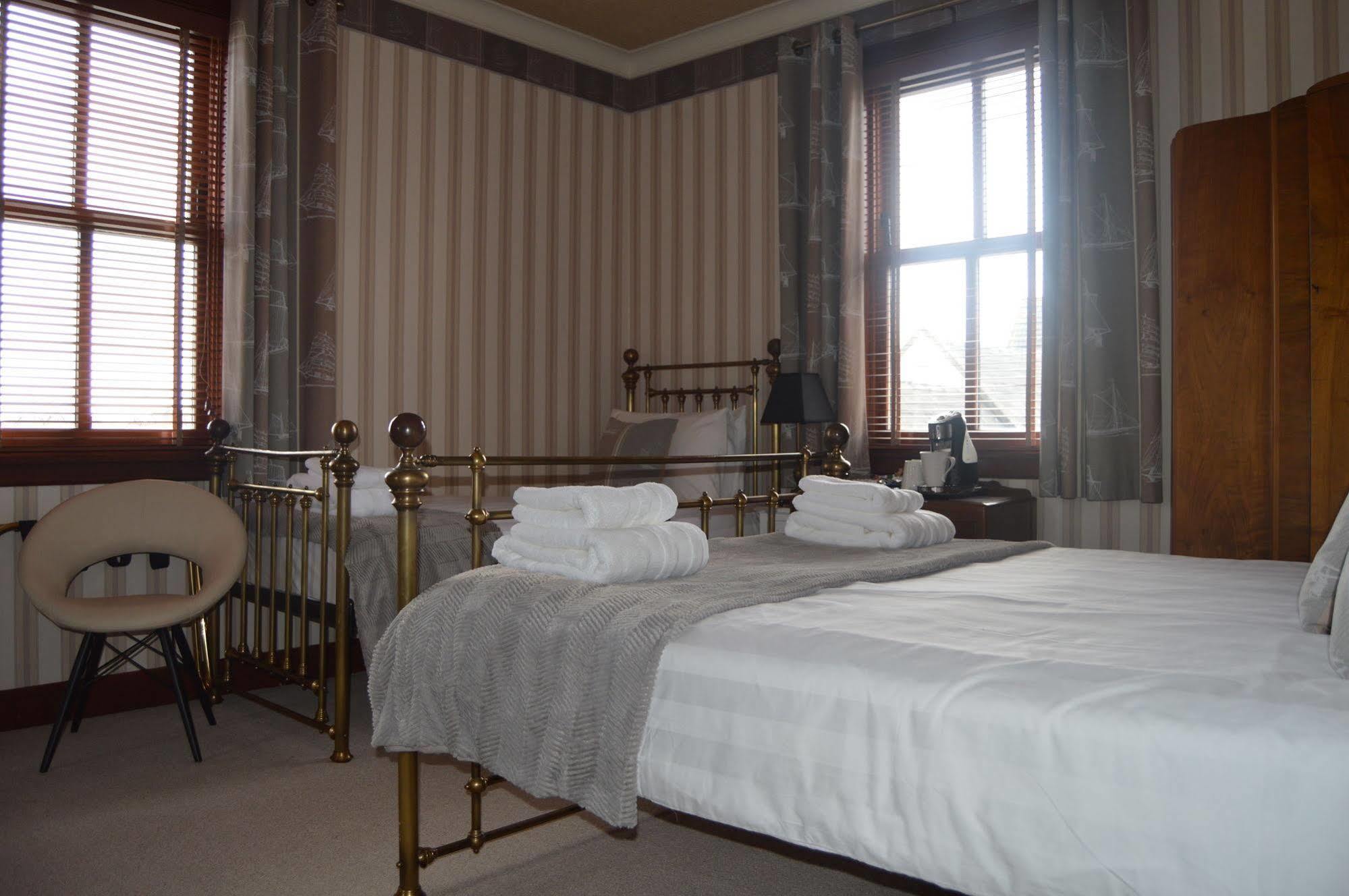 Hotel Knysna House Lerwick Exteriér fotografie
